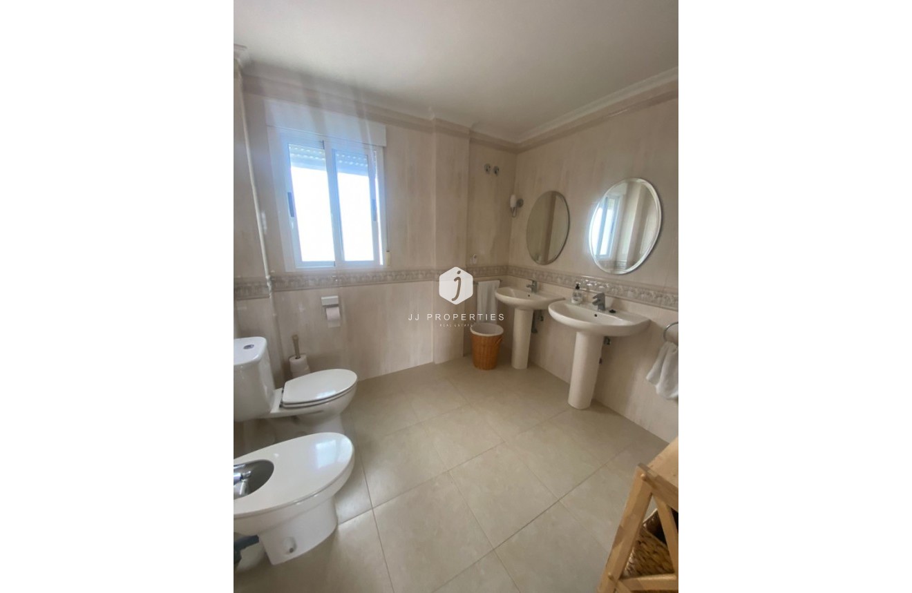 Tweedehands - Villa -
Algorfa - Inland