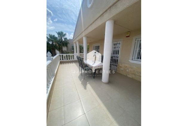 Tweedehands - Villa -
Algorfa - Inland