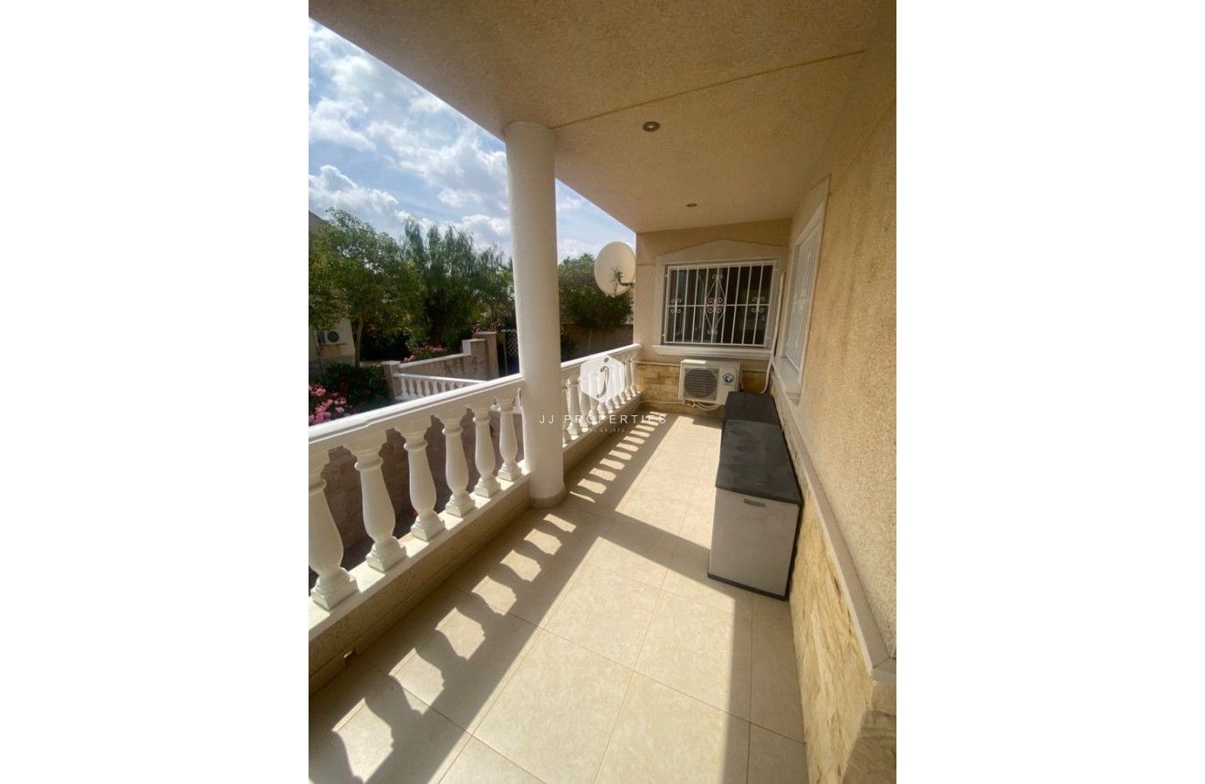 Tweedehands - Villa -
Algorfa - Inland