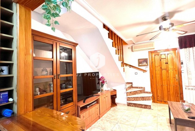 Tweedehands - duplex -
Torrevieja - Costa Blanca