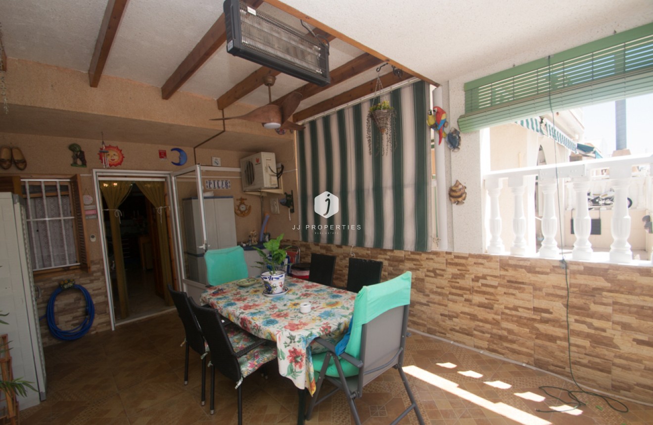 Tweedehands - duplex -
Torrevieja - Costa Blanca