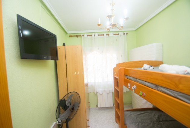 Tweedehands - duplex -
Torrevieja - Costa Blanca