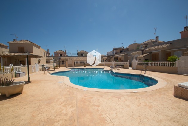Tweedehands - duplex -
Torrevieja - Costa Blanca