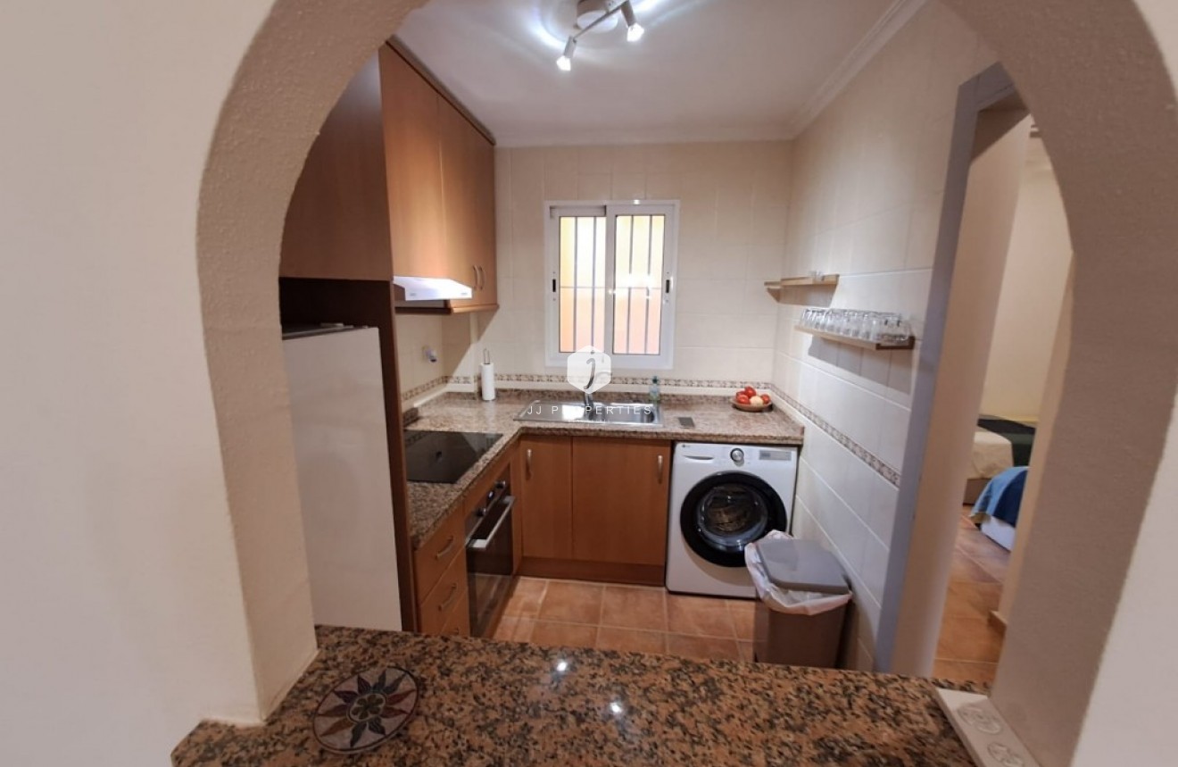 Tweedehands - Bungalow -
Benejúzar - Inland