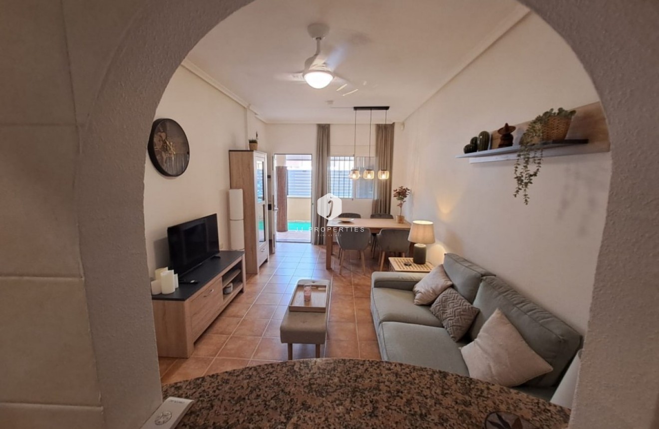 Tweedehands - Bungalow -
Benejúzar - Inland