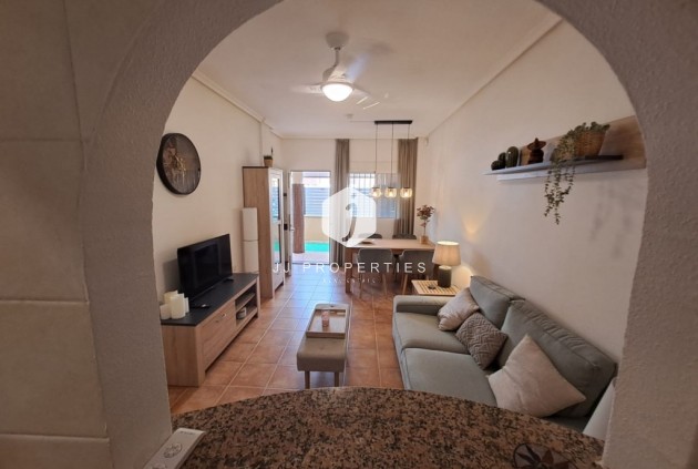 Tweedehands - Bungalow -
Benejúzar - Inland