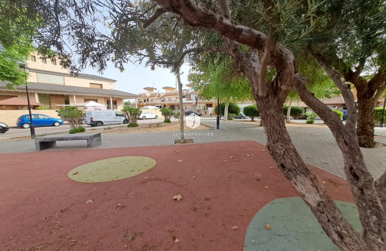 Tweedehands - Bungalow -
Benejúzar - Inland