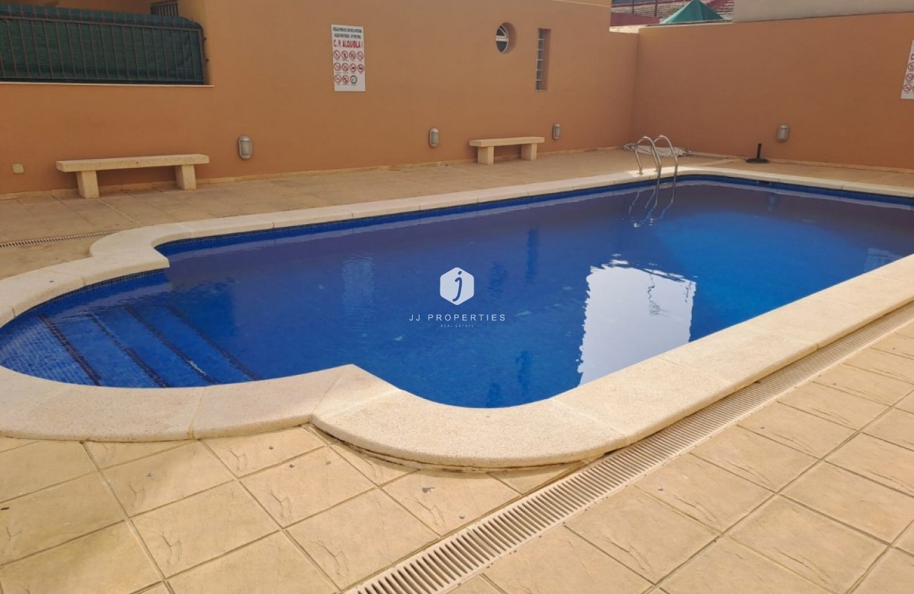 Tweedehands - Bungalow -
Benejúzar - Inland