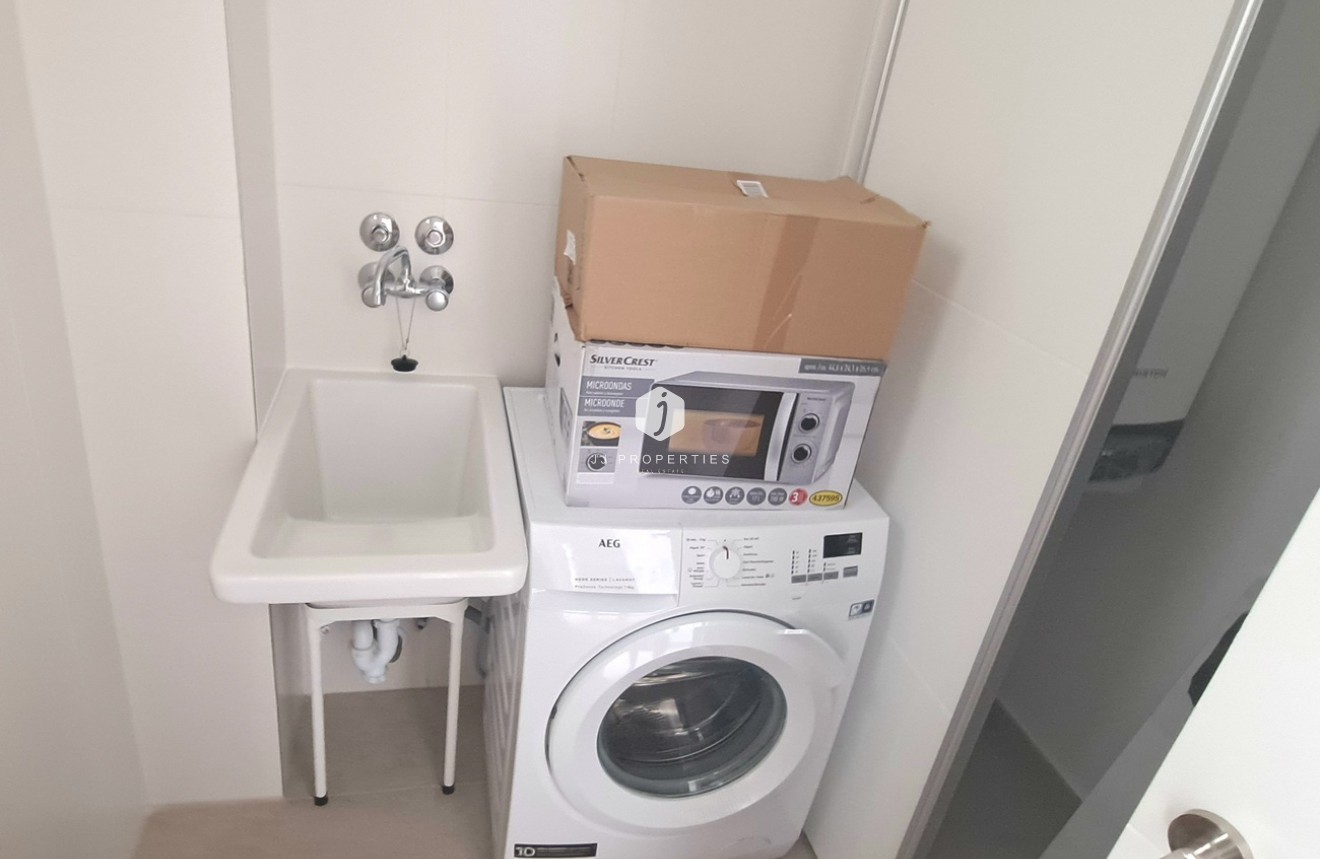 Tweedehands - Appartement / flat -
Playa Flamenca - Costa Blanca