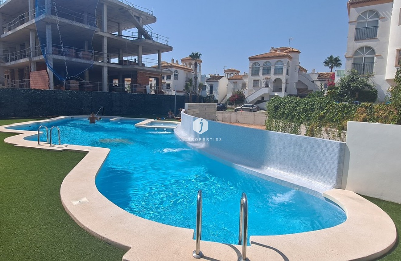Tweedehands - Appartement / flat -
Playa Flamenca - Costa Blanca