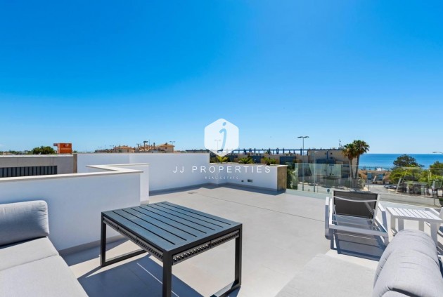 Tweedehands - Villa -
Orihuela Costa - Campoamor