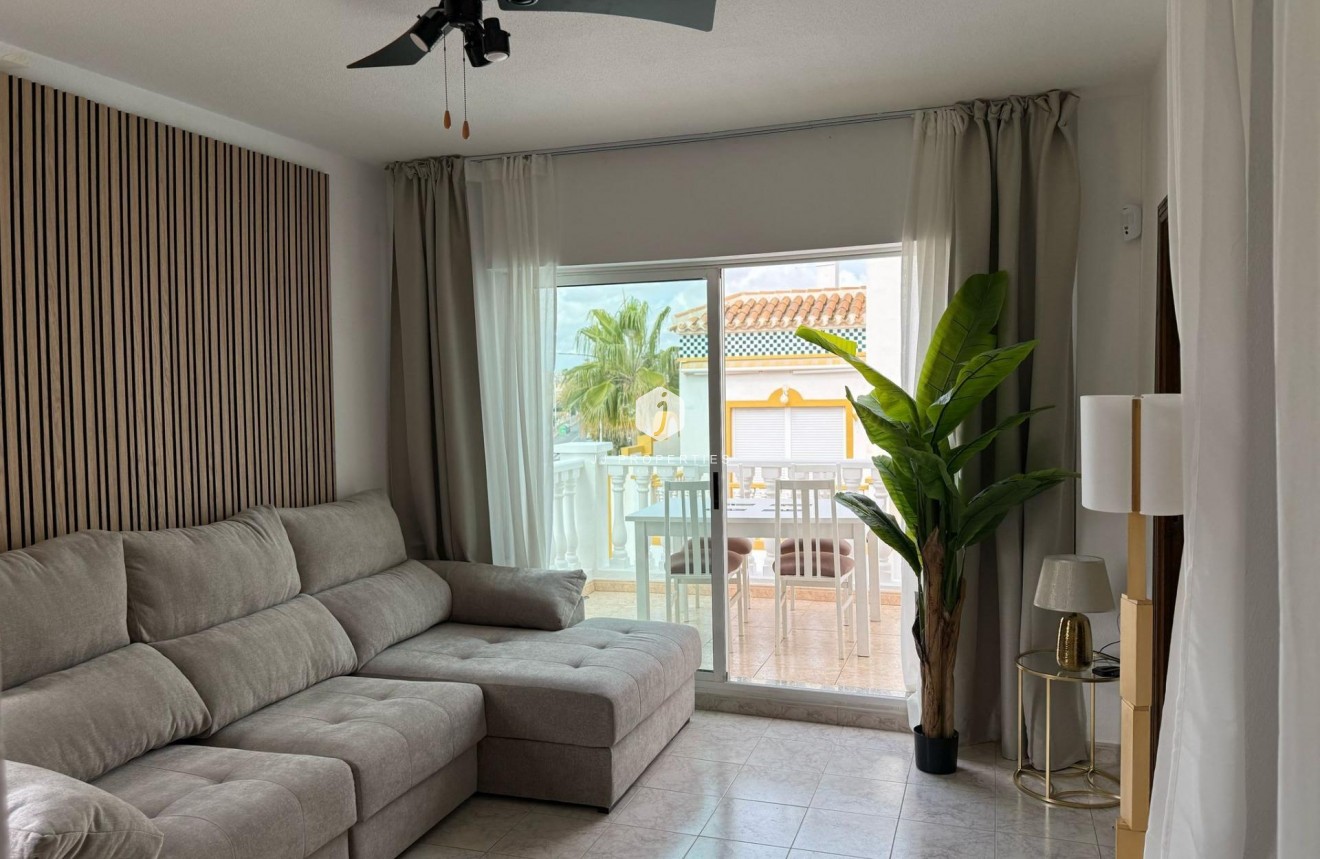 Tweedehands - Bungalow -
Torrevieja - Cañada Del Molino