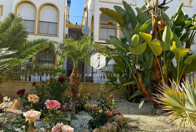 Tweedehands - Bungalow -
Torrevieja - Cañada Del Molino