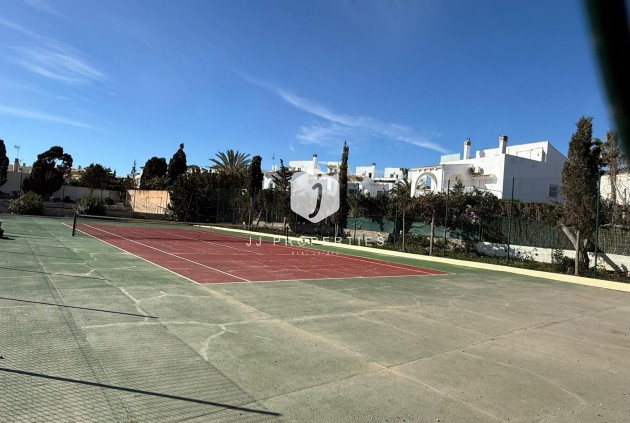 Tweedehands - Bungalow -
Torrevieja - Cañada Del Molino