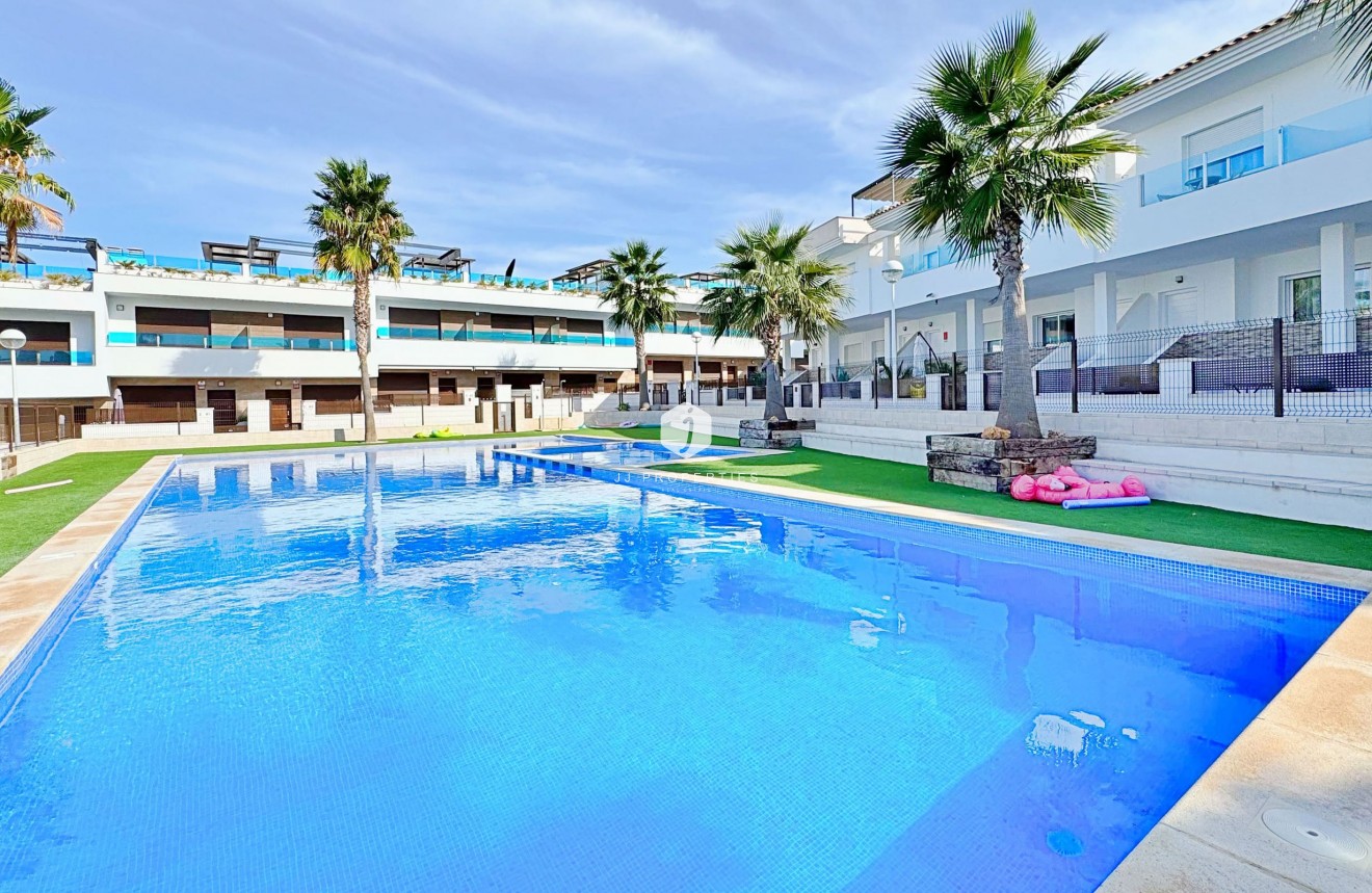 Tweedehands - Chalet -
Torrevieja - Costa Blanca