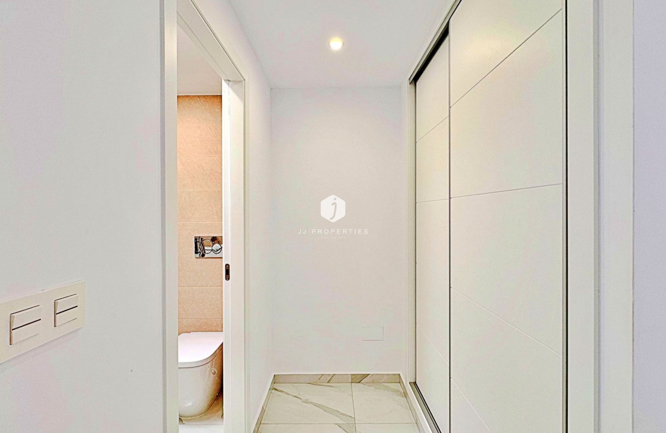 Tweedehands - Chalet -
Torrevieja - Costa Blanca