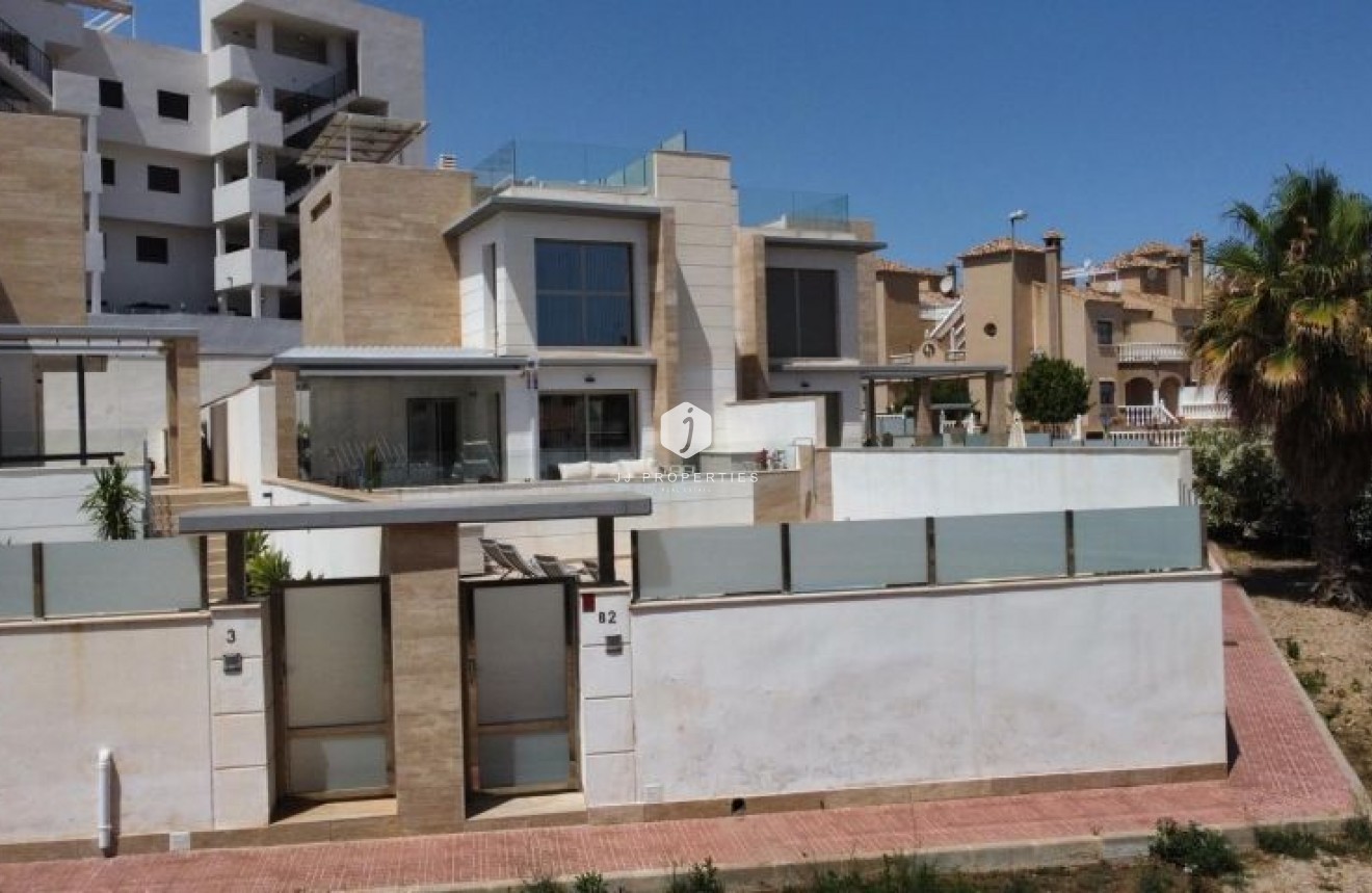 Tweedehands - Villa -
Orihuela Costa - Costa Blanca