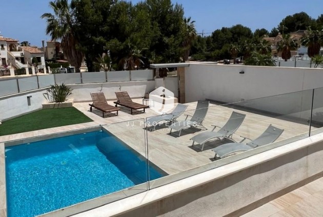 Tweedehands - Villa -
Orihuela Costa - Costa Blanca