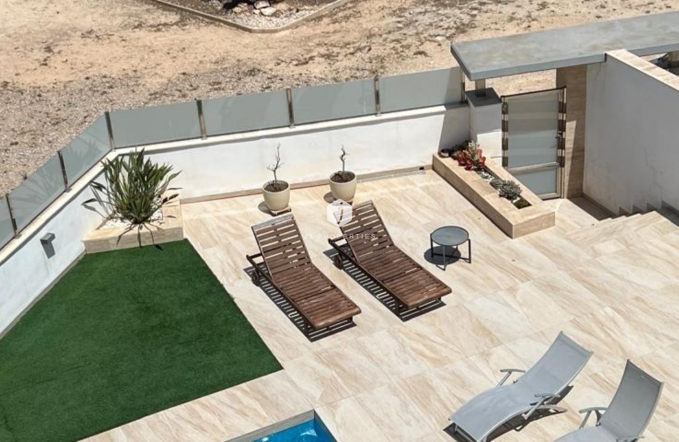 Tweedehands - Villa -
Orihuela Costa - Costa Blanca