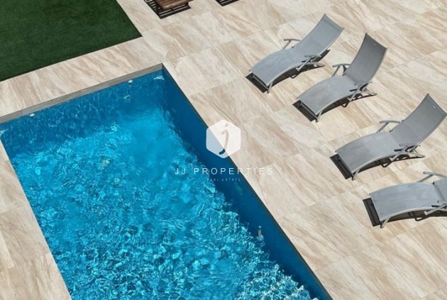 Tweedehands - Villa -
Orihuela Costa - Costa Blanca