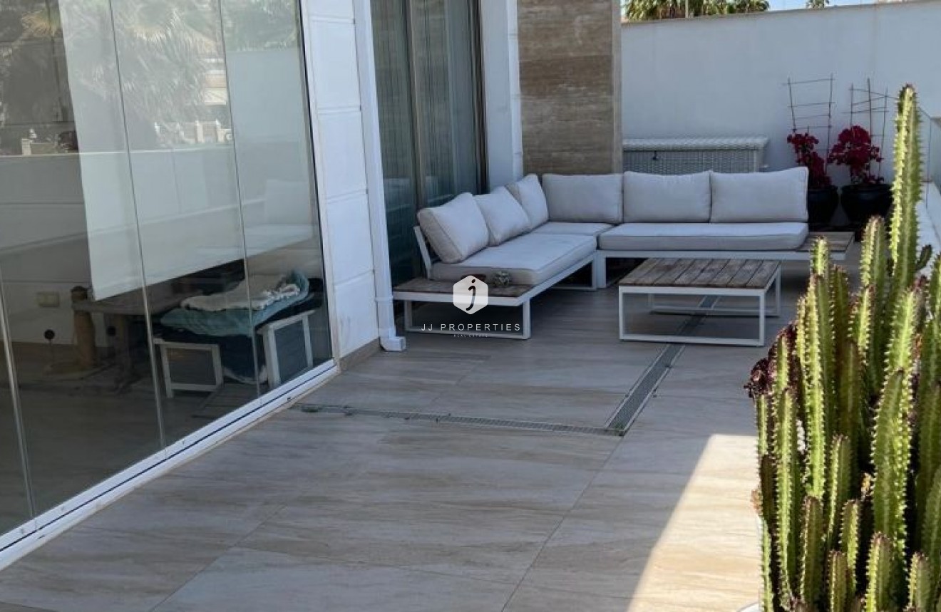 Tweedehands - Villa -
Orihuela Costa - Costa Blanca