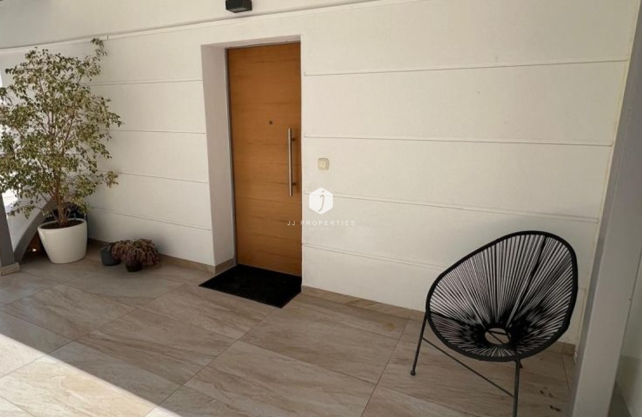 Tweedehands - Villa -
Orihuela Costa - Costa Blanca