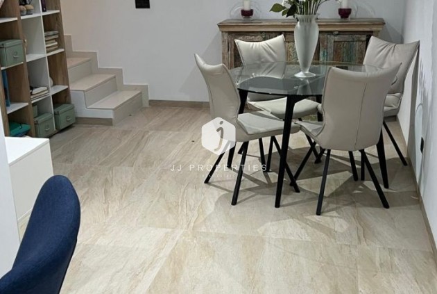 Tweedehands - Villa -
Orihuela Costa - Costa Blanca