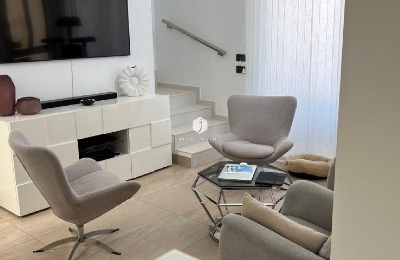 Tweedehands - Villa -
Orihuela Costa - Costa Blanca