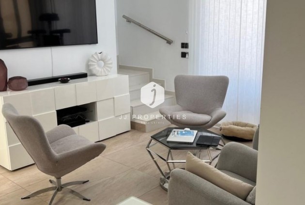 Tweedehands - Villa -
Orihuela Costa - Costa Blanca