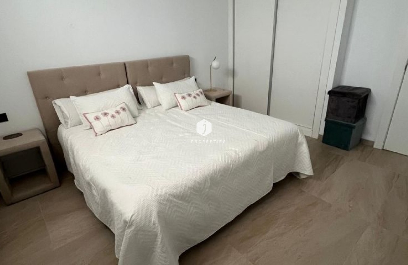 Tweedehands - Villa -
Orihuela Costa - Costa Blanca