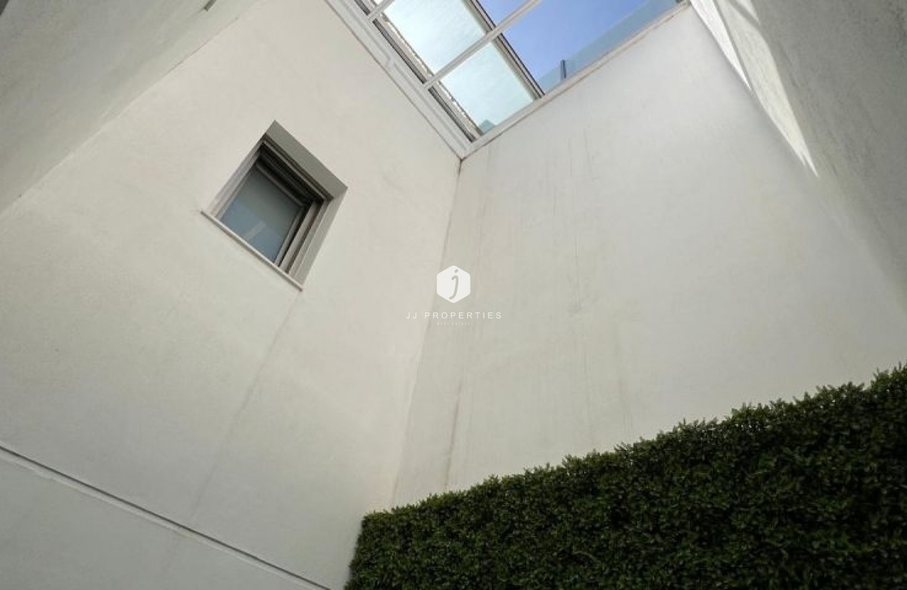 Tweedehands - Villa -
Orihuela Costa - Costa Blanca