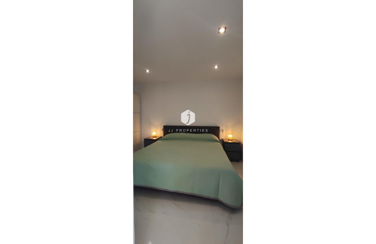 Tweedehands - Appartement / flat -
Torrevieja - Cabo cervera