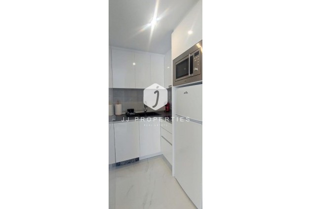 Tweedehands - Appartement / flat -
Torrevieja - Cabo cervera