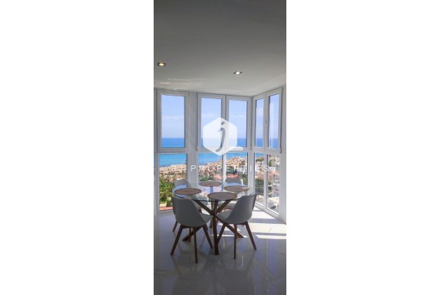 Tweedehands - Appartement / flat -
Torrevieja - Cabo cervera