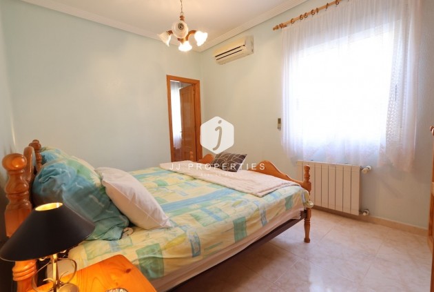 Tweedehands - Villa -
Los Balcones - Costa Blanca