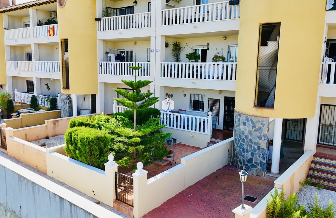 Tweedehands - Appartement / flat -
Cabo Roig - Costa Blanca