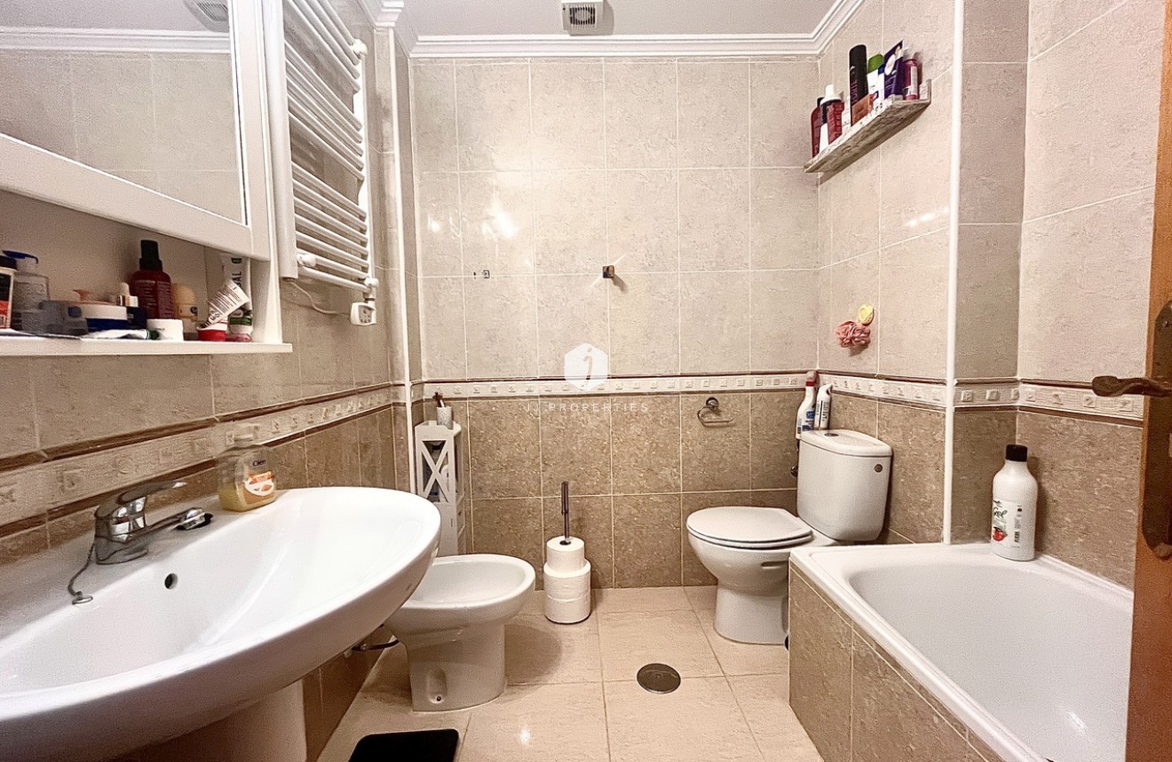 Tweedehands - Appartement / flat -
Cabo Roig - Costa Blanca