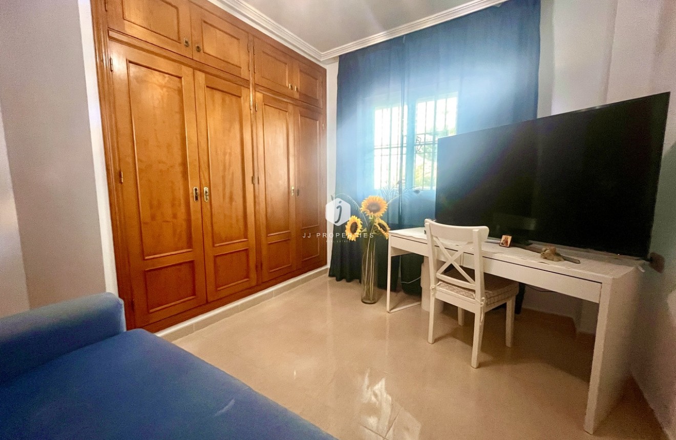 Tweedehands - Appartement / flat -
Cabo Roig - Costa Blanca