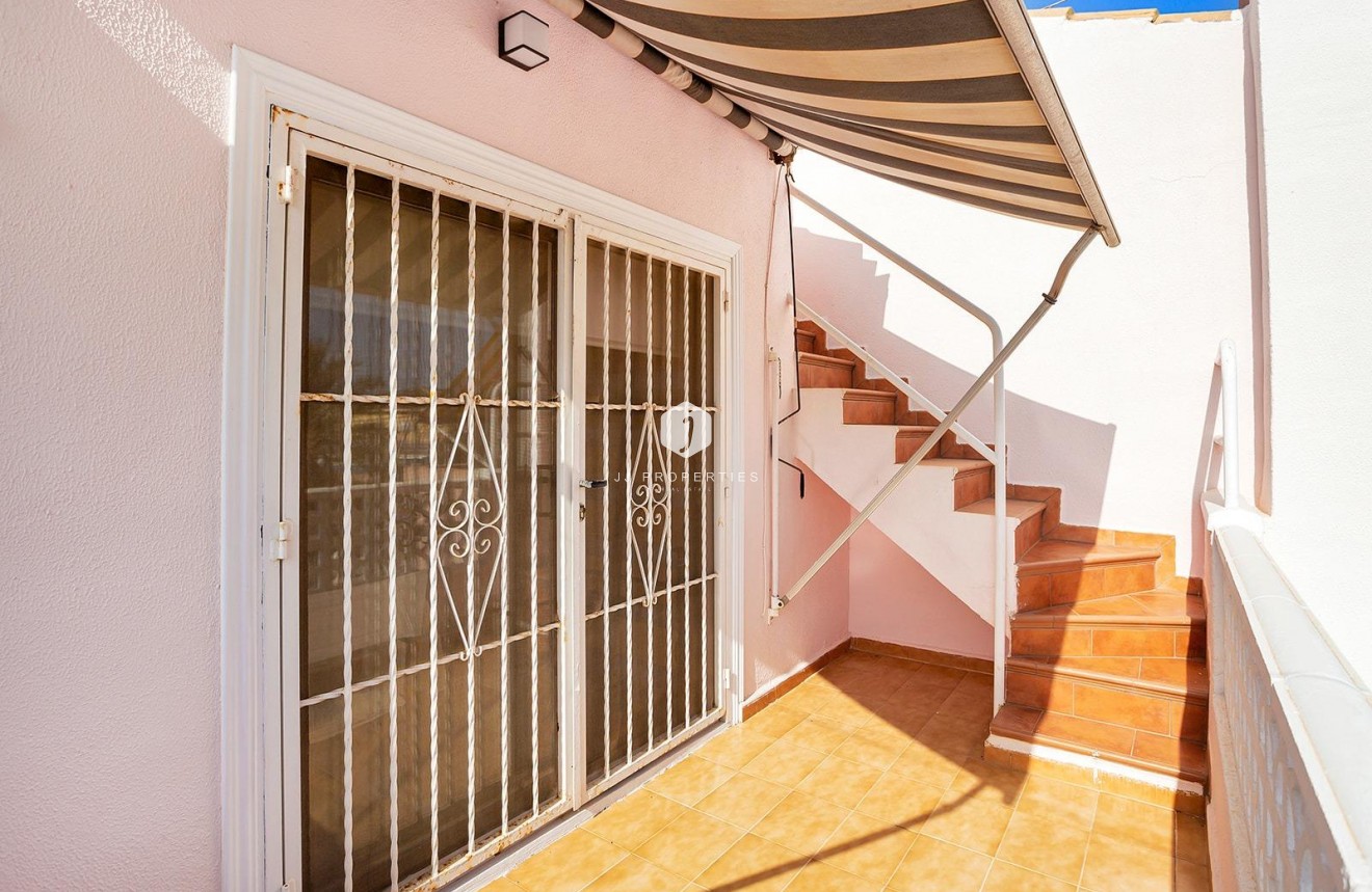 Tweedehands - Chalet -
Torrevieja - Aguas Nuevas 1