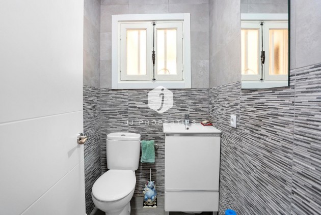 Tweedehands - Chalet -
Torrevieja - Aguas Nuevas 1