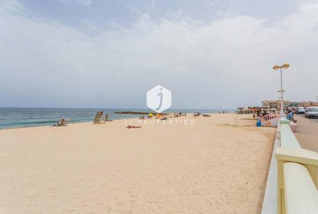 Tweedehands - Chalet -
Torrevieja - Aguas Nuevas 1