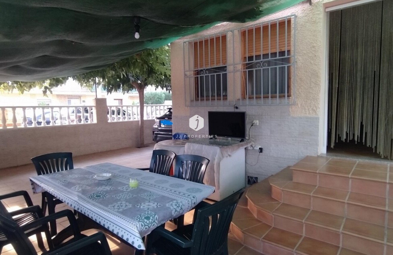 D'occasion - Appartement -
Torrevieja - La Mata