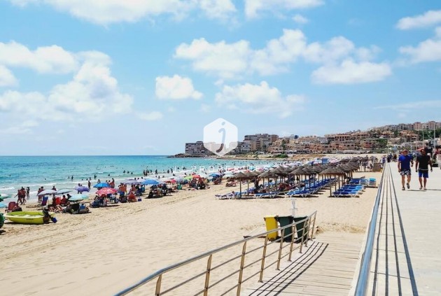 D'occasion - Appartement -
Torrevieja - La Mata