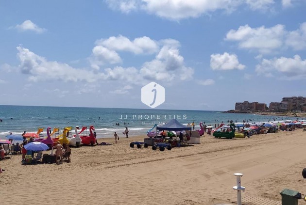 D'occasion - Appartement -
Torrevieja - La Mata