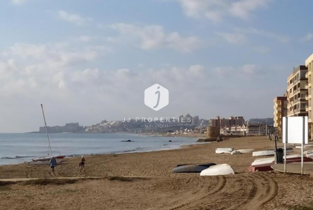 D'occasion - Appartement -
Torrevieja - La Mata