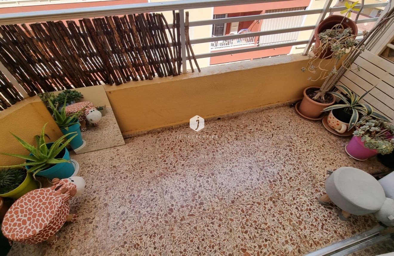 Tweedehands - Appartement / flat -
Torrevieja - Habaneras