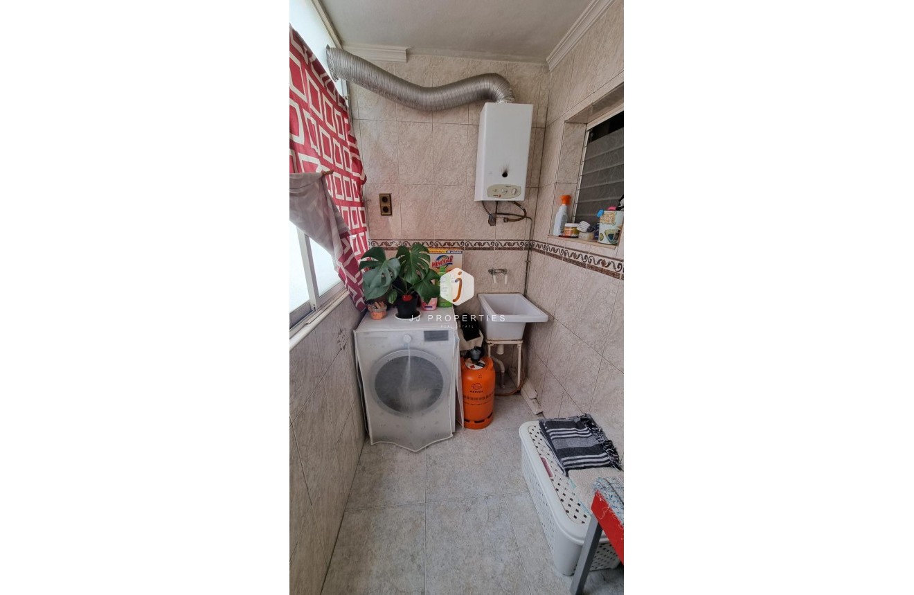 Tweedehands - Appartement / flat -
Torrevieja - Habaneras