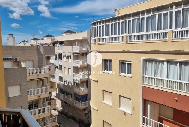 Tweedehands - Appartement / flat -
Torrevieja - Habaneras