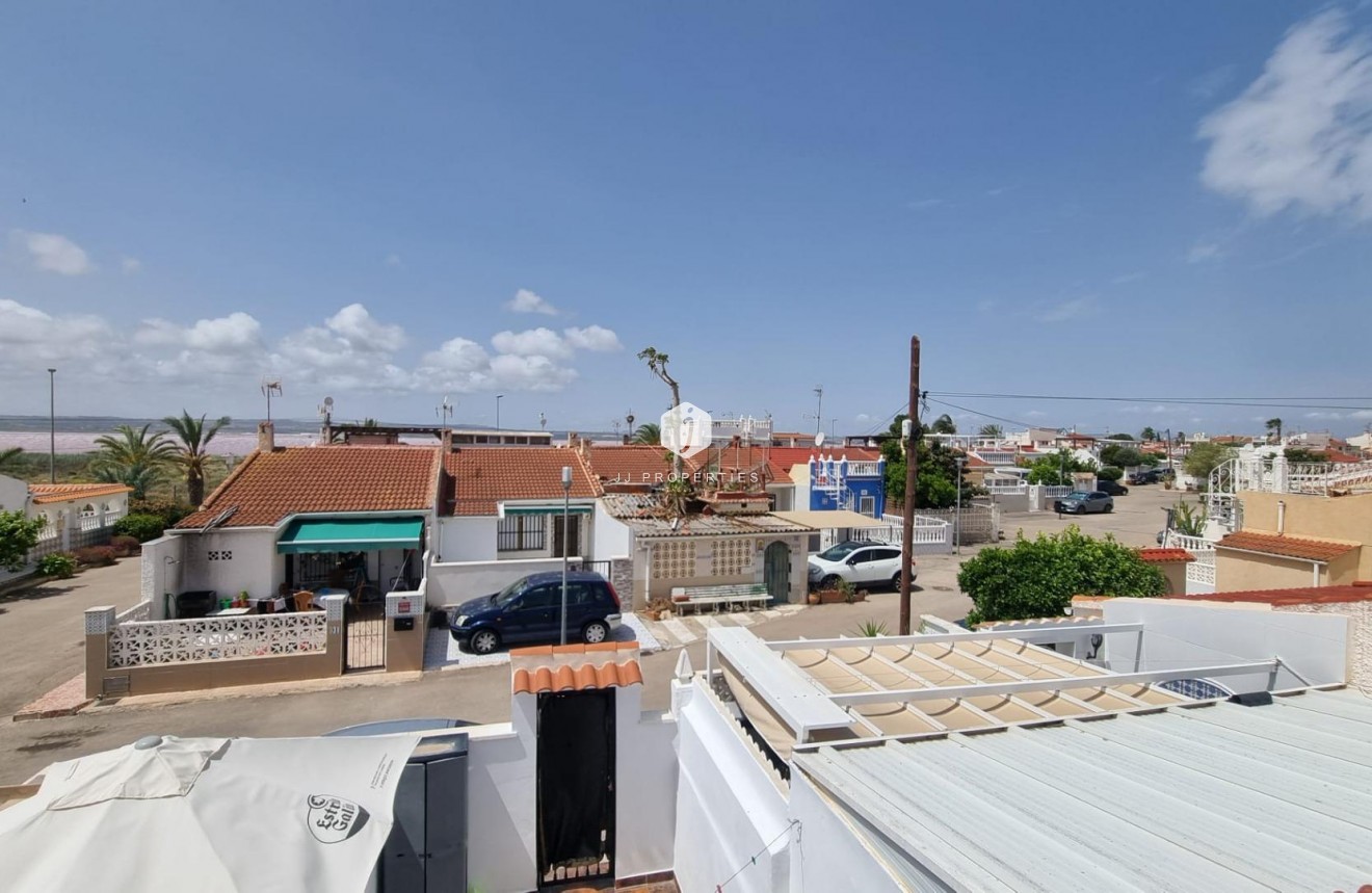 Tweedehands - Bungalow -
Torrevieja - La Siesta - El Salado - Torreta