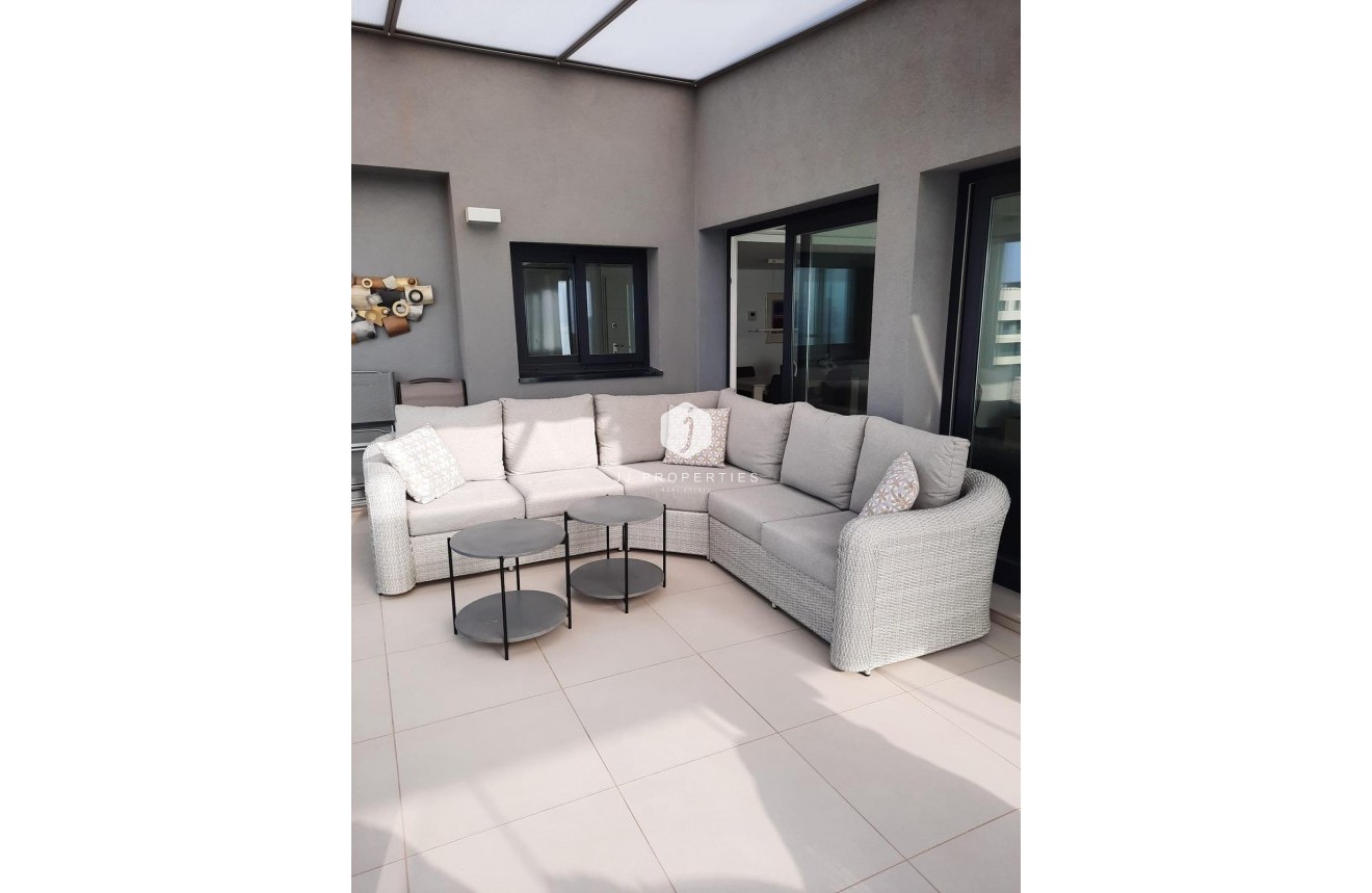 Tweedehands - Penthouse -
Torrevieja - Punta prima